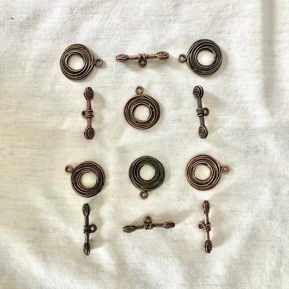 FINAL PRICE - NWT Decorative Copper Twist Toggles, Clasps for Jewelry Making - Picture 2 of 3